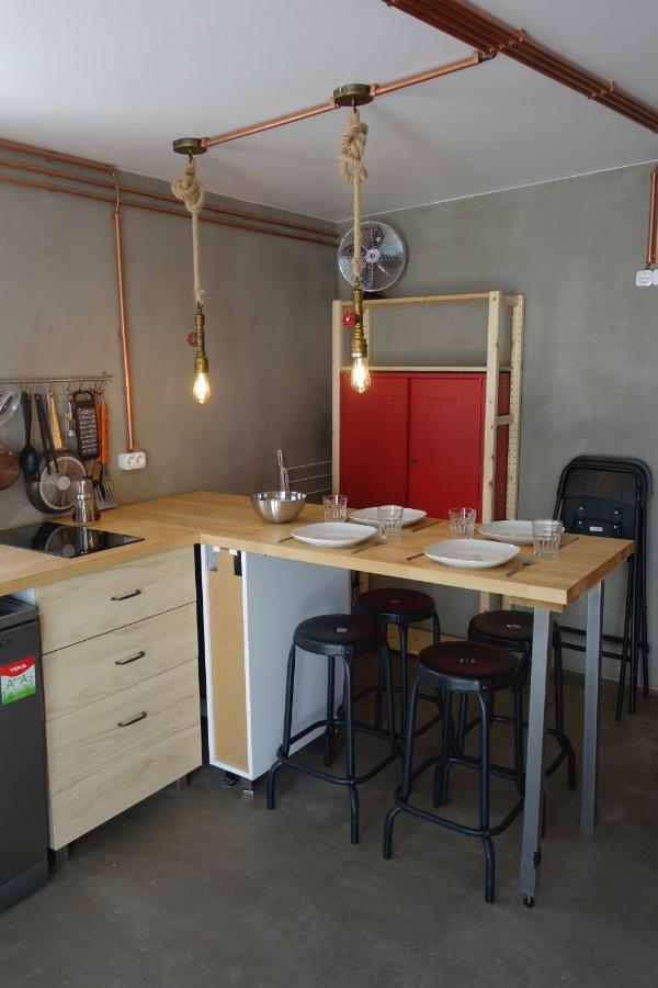 The Garage Loft In Apartment